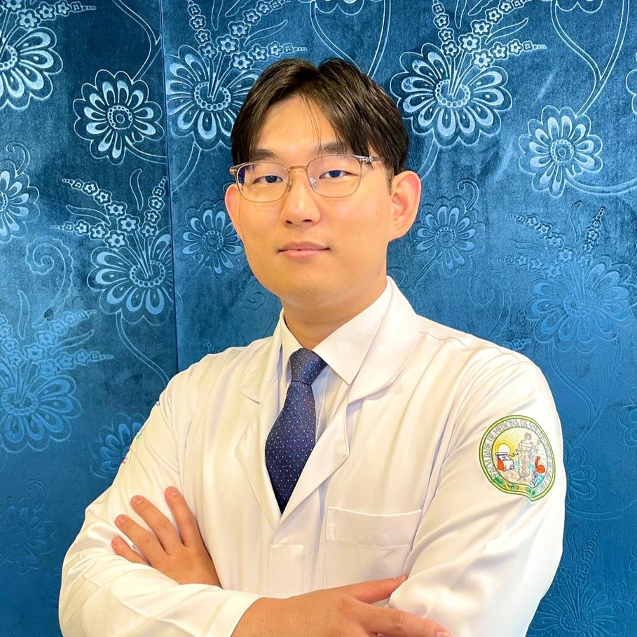 Fisiatra - Dr. Tae Mo Chung